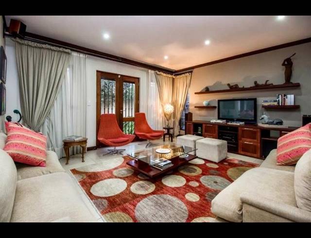 3 BEDROOM HOUSE FOR SALE IN WATERKLOOF RIDGE